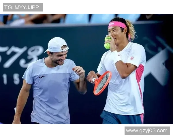 重庆网球队配合引发热议球员间默契与争议的背后故事