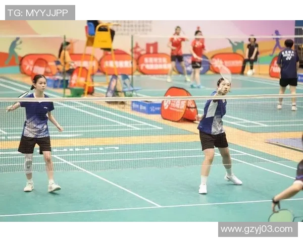 武汉羽毛球队荣登全国羽毛球配合排行榜第七名展现实力与团队精神 武汉羽毛球队荣登全国羽毛球配合排行榜第七名展现实力与团队精神