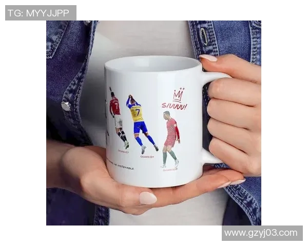 足球明星的水杯背后隐藏的故事与品牌价值解析